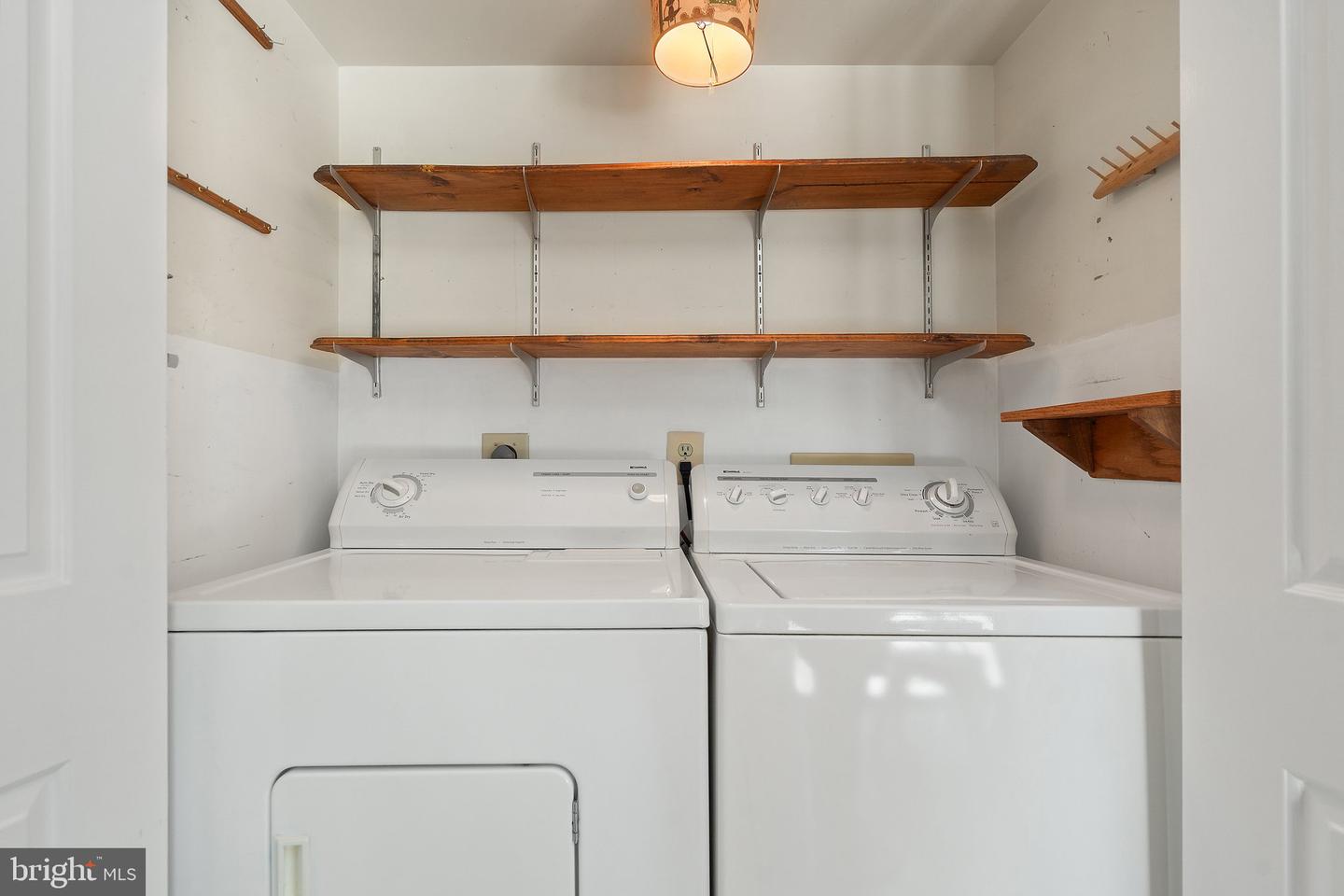 5761 WILSHIRE DR, WARRENTON, Virginia 20187, 3 Bedrooms Bedrooms, ,2 BathroomsBathrooms,Residential,For sale,5761 WILSHIRE DR,VAFQ2016984 MLS # VAFQ2016984