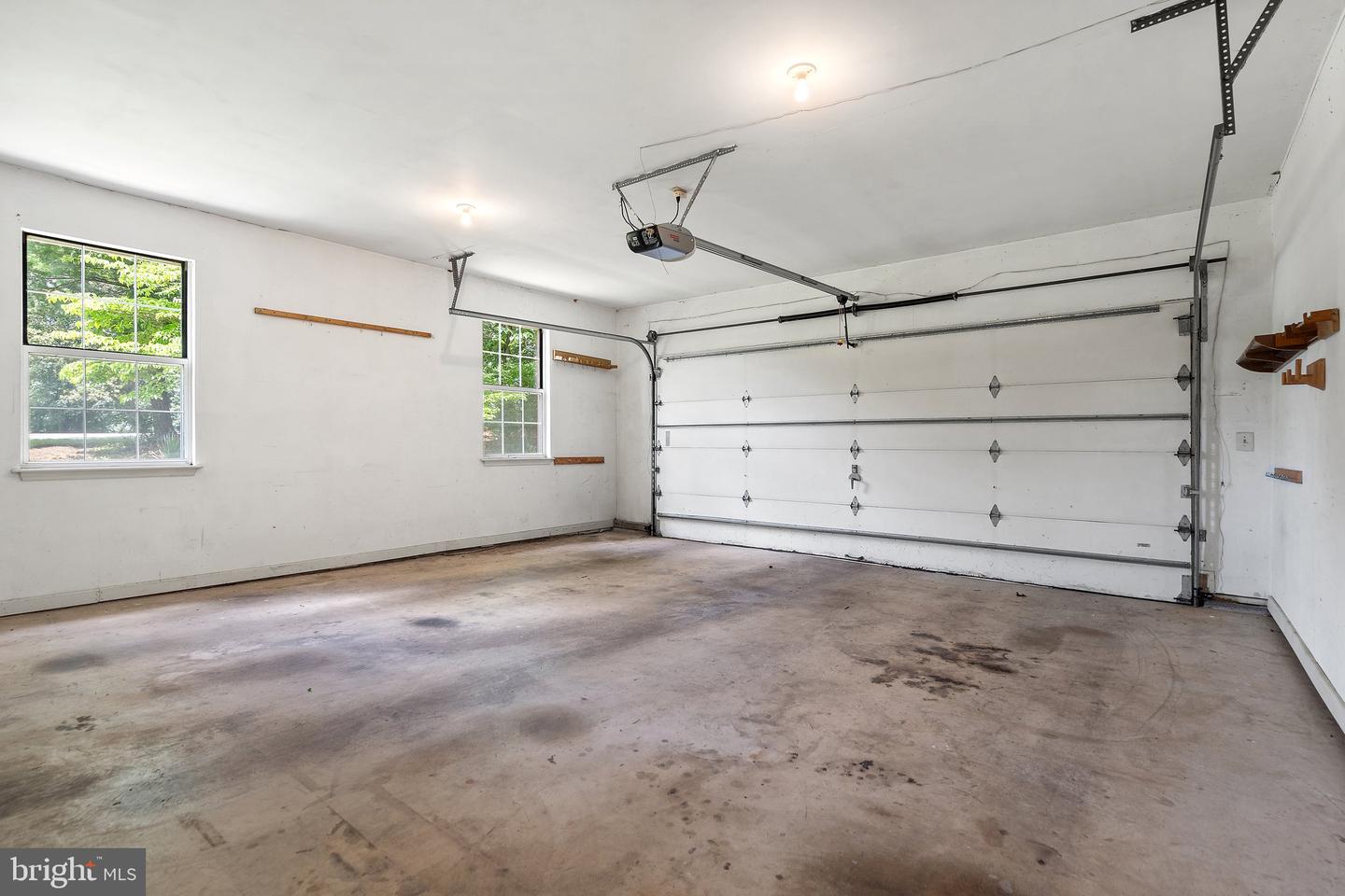 5761 WILSHIRE DR, WARRENTON, Virginia 20187, 3 Bedrooms Bedrooms, ,2 BathroomsBathrooms,Residential,For sale,5761 WILSHIRE DR,VAFQ2016984 MLS # VAFQ2016984