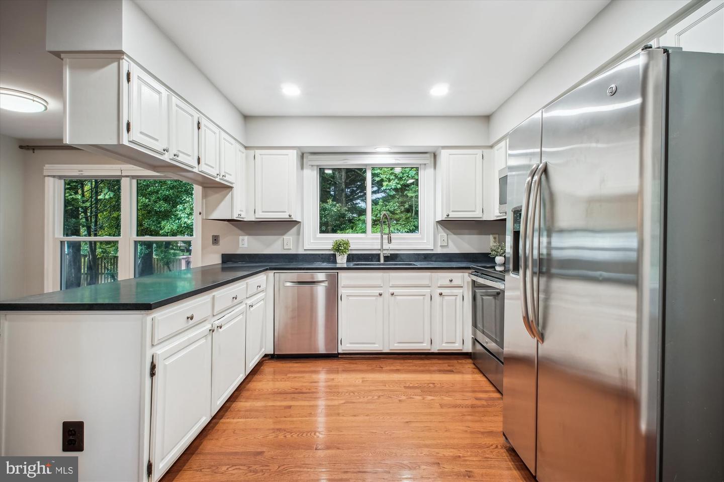 13617 UNION VILLAGE CIR, CLIFTON, Virginia 20124, 4 Bedrooms Bedrooms, ,3 BathroomsBathrooms,Residential,For sale,13617 UNION VILLAGE CIR,VAFX2246796 MLS # VAFX2246796