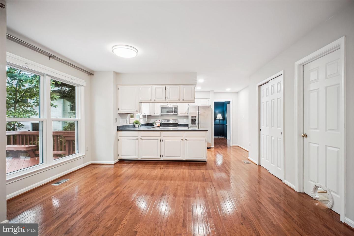 13617 UNION VILLAGE CIR, CLIFTON, Virginia 20124, 4 Bedrooms Bedrooms, ,3 BathroomsBathrooms,Residential,For sale,13617 UNION VILLAGE CIR,VAFX2246796 MLS # VAFX2246796