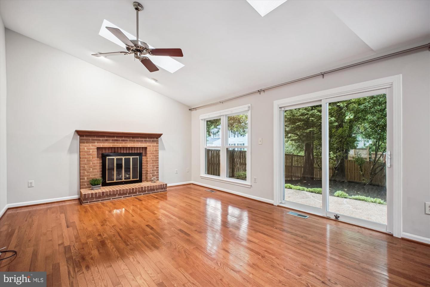 13617 UNION VILLAGE CIR, CLIFTON, Virginia 20124, 4 Bedrooms Bedrooms, ,3 BathroomsBathrooms,Residential,For sale,13617 UNION VILLAGE CIR,VAFX2246796 MLS # VAFX2246796