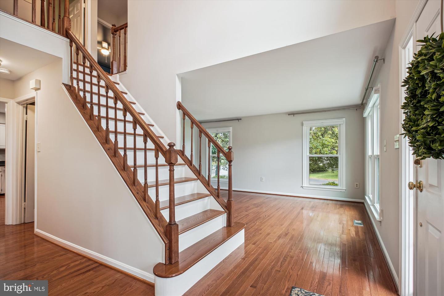 13617 UNION VILLAGE CIR, CLIFTON, Virginia 20124, 4 Bedrooms Bedrooms, ,3 BathroomsBathrooms,Residential,For sale,13617 UNION VILLAGE CIR,VAFX2246796 MLS # VAFX2246796