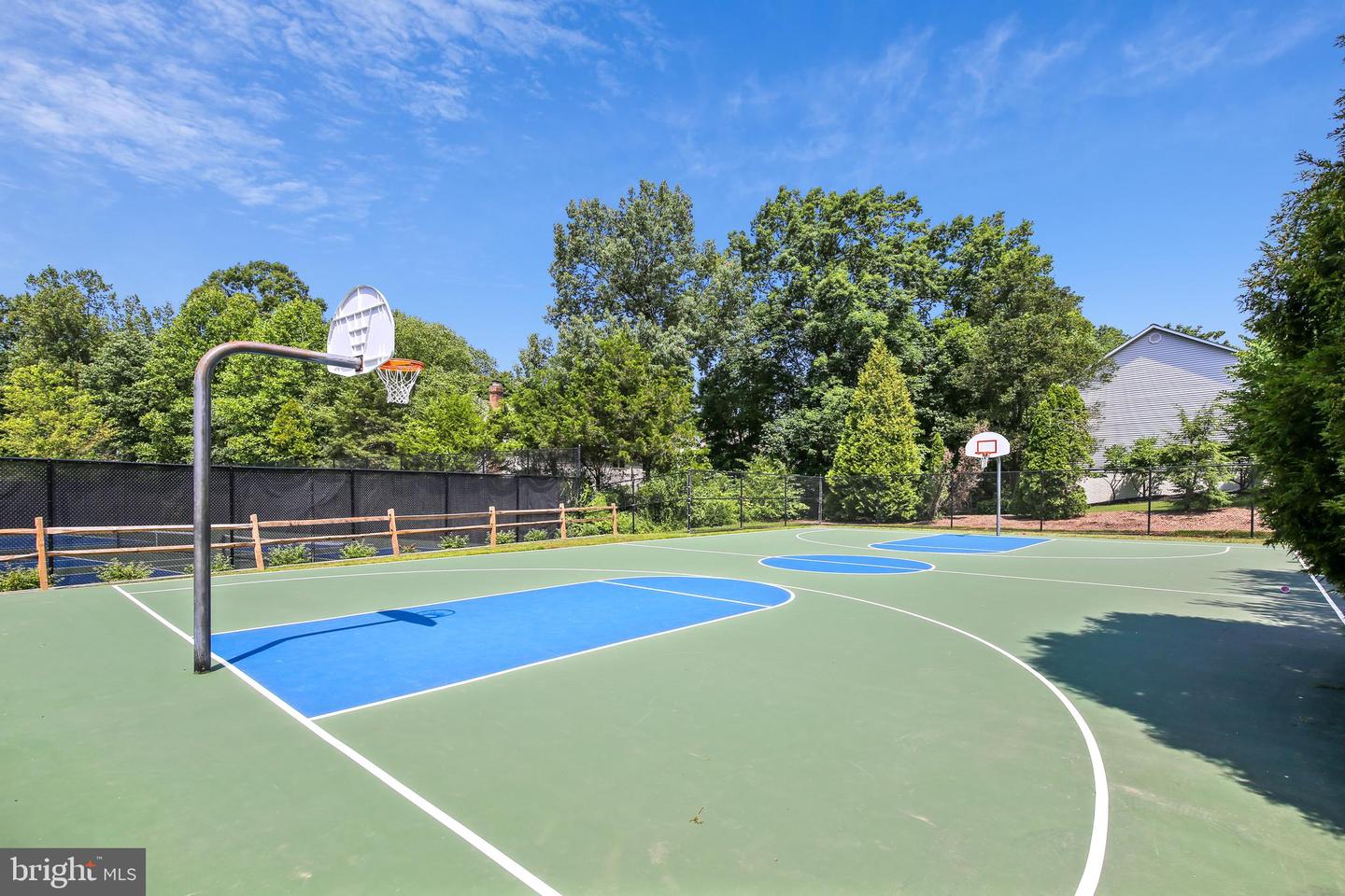 13617 UNION VILLAGE CIR, CLIFTON, Virginia 20124, 4 Bedrooms Bedrooms, ,3 BathroomsBathrooms,Residential,For sale,13617 UNION VILLAGE CIR,VAFX2246796 MLS # VAFX2246796