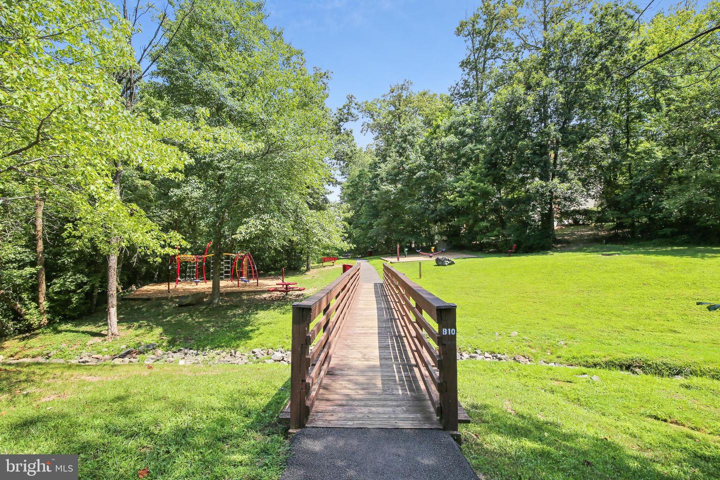 13617 UNION VILLAGE CIR, CLIFTON, Virginia 20124, 4 Bedrooms Bedrooms, ,3 BathroomsBathrooms,Residential,For sale,13617 UNION VILLAGE CIR,VAFX2246796 MLS # VAFX2246796