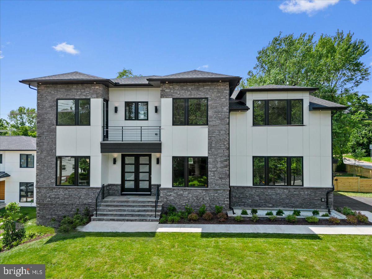 6511 IVY HILL DR, MCLEAN, Virginia 22101, 7 Bedrooms Bedrooms, ,6 BathroomsBathrooms,Residential,For sale,6511 IVY HILL DR,VAFX2196442 MLS # VAFX2196442