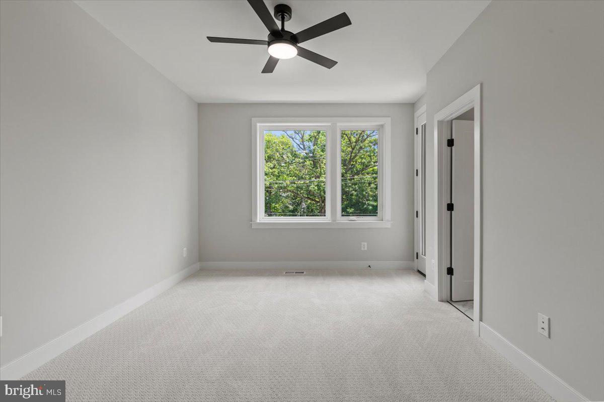 6511 IVY HILL DR, MCLEAN, Virginia 22101, 7 Bedrooms Bedrooms, ,6 BathroomsBathrooms,Residential,For sale,6511 IVY HILL DR,VAFX2196442 MLS # VAFX2196442