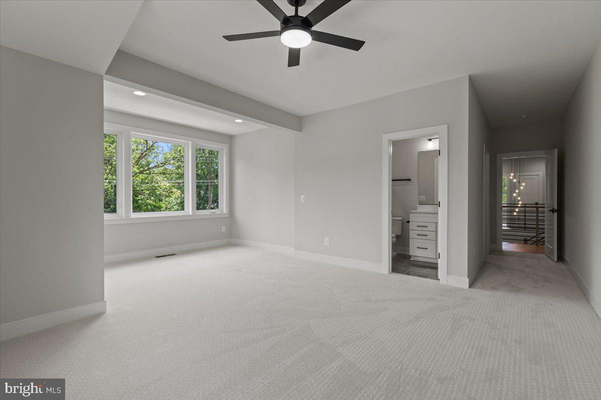 6511 IVY HILL DR, MCLEAN, Virginia 22101, 7 Bedrooms Bedrooms, ,6 BathroomsBathrooms,Residential,For sale,6511 IVY HILL DR,VAFX2196442 MLS # VAFX2196442