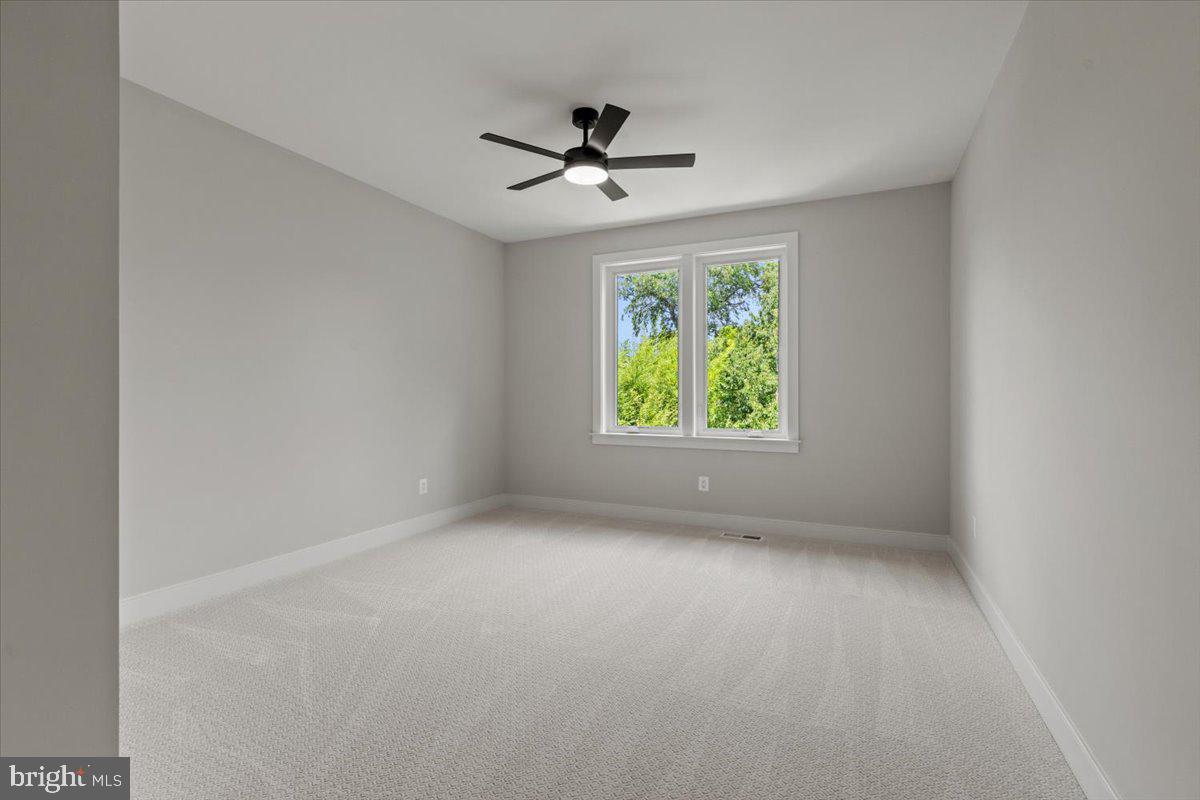 6511 IVY HILL DR, MCLEAN, Virginia 22101, 7 Bedrooms Bedrooms, ,6 BathroomsBathrooms,Residential,For sale,6511 IVY HILL DR,VAFX2196442 MLS # VAFX2196442