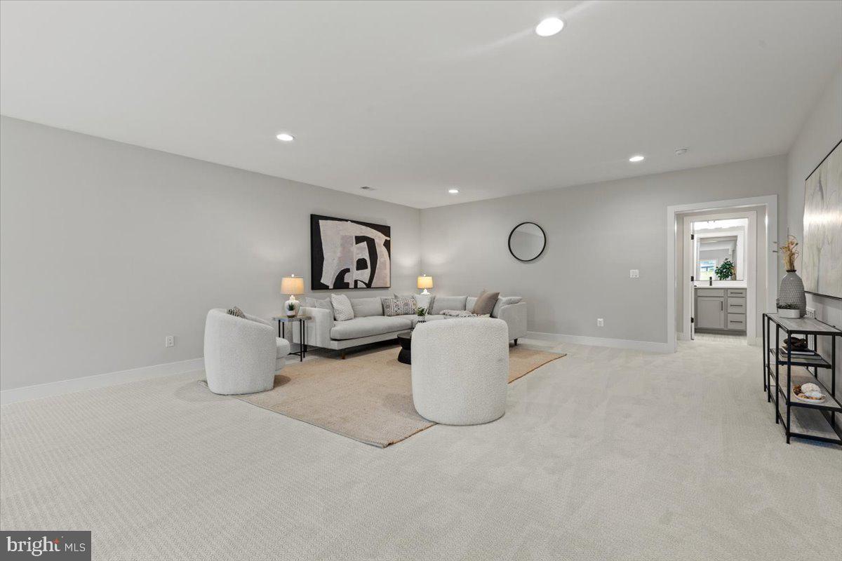 6511 IVY HILL DR, MCLEAN, Virginia 22101, 7 Bedrooms Bedrooms, ,6 BathroomsBathrooms,Residential,For sale,6511 IVY HILL DR,VAFX2196442 MLS # VAFX2196442