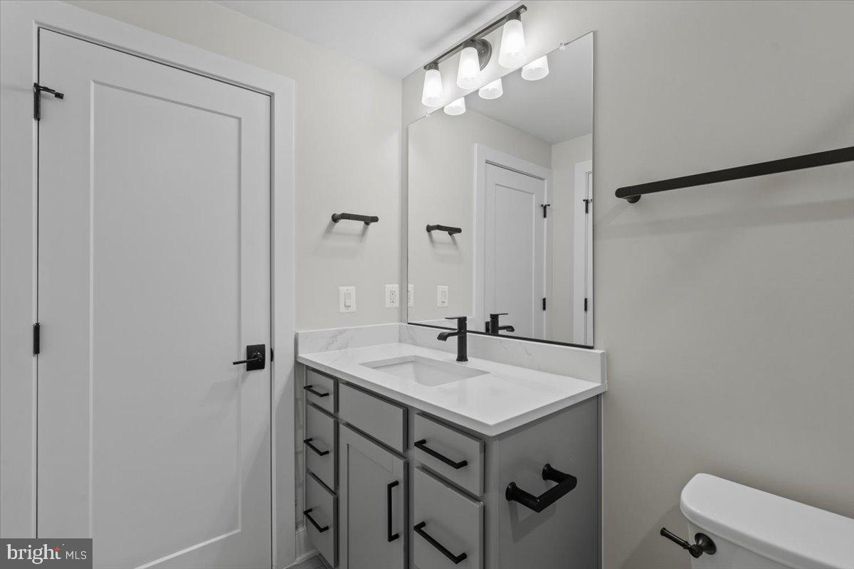 6511 IVY HILL DR, MCLEAN, Virginia 22101, 7 Bedrooms Bedrooms, ,6 BathroomsBathrooms,Residential,For sale,6511 IVY HILL DR,VAFX2196442 MLS # VAFX2196442