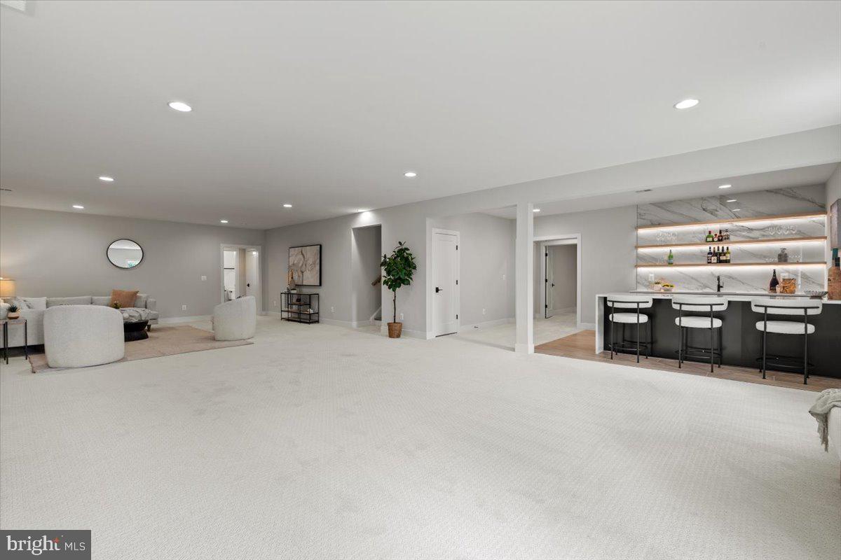 6511 IVY HILL DR, MCLEAN, Virginia 22101, 7 Bedrooms Bedrooms, ,6 BathroomsBathrooms,Residential,For sale,6511 IVY HILL DR,VAFX2196442 MLS # VAFX2196442
