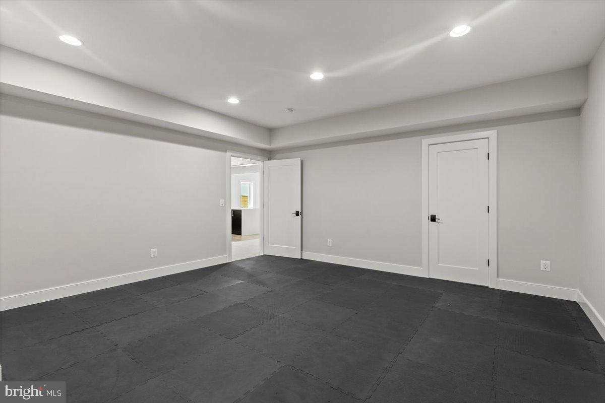 6511 IVY HILL DR, MCLEAN, Virginia 22101, 7 Bedrooms Bedrooms, ,6 BathroomsBathrooms,Residential,For sale,6511 IVY HILL DR,VAFX2196442 MLS # VAFX2196442