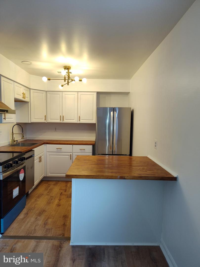 2004 38TH ST SE #202, WASHINGTON, District Of Columbia 20020, 2 Bedrooms Bedrooms, ,1 BathroomBathrooms,Residential,For sale,2004 38TH ST SE #202,DCDC2163260 MLS # DCDC2163260