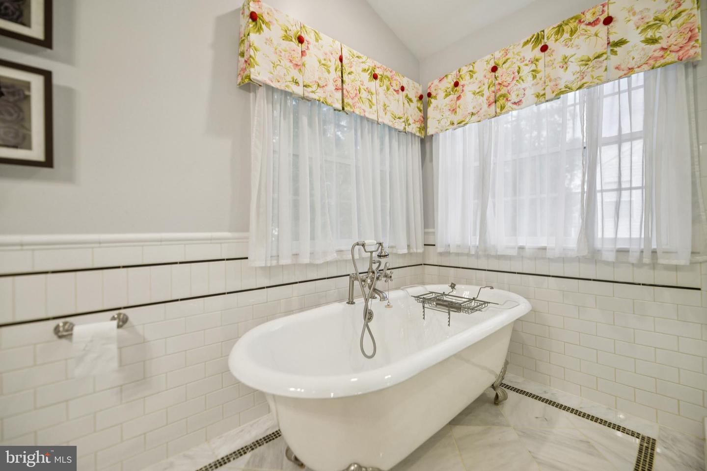 10517 WINGED ELM CIR, MANASSAS, Virginia 20110, 4 Bedrooms Bedrooms, ,3 BathroomsBathrooms,Residential,For sale,10517 WINGED ELM CIR,VAPW2083068 MLS # VAPW2083068