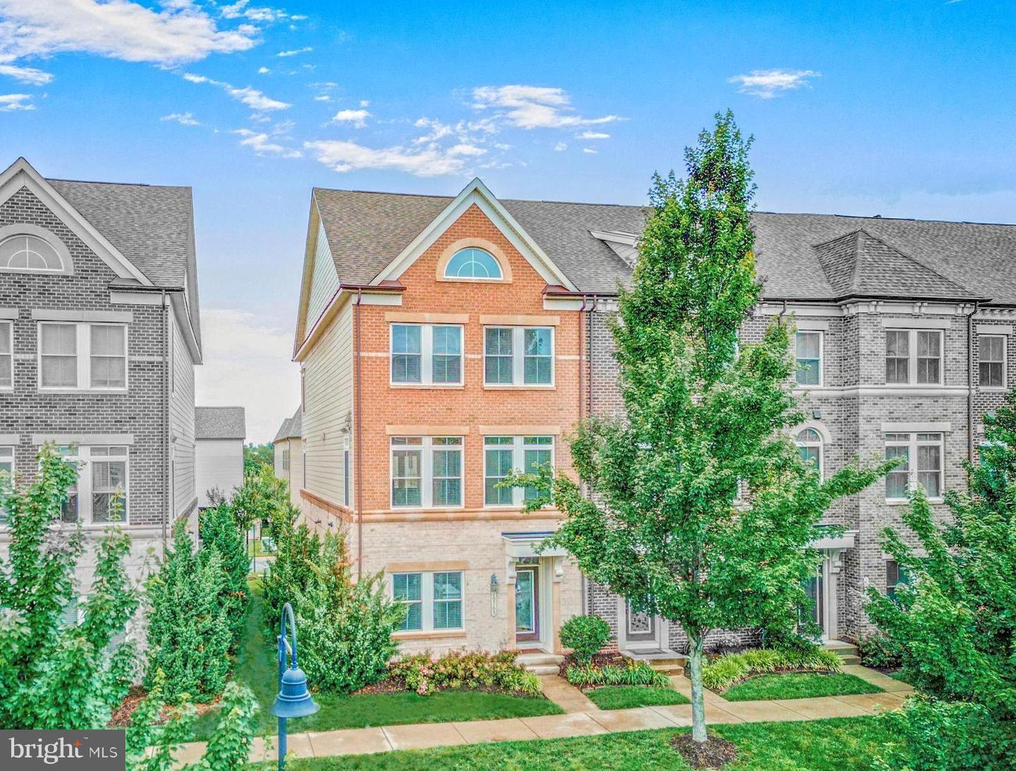 20765 DUXBURY TER, ASHBURN, Virginia 20147, 4 Bedrooms Bedrooms, ,3 BathroomsBathrooms,Residential,For sale,20765 DUXBURY TER,VALO2088324 MLS # VALO2088324