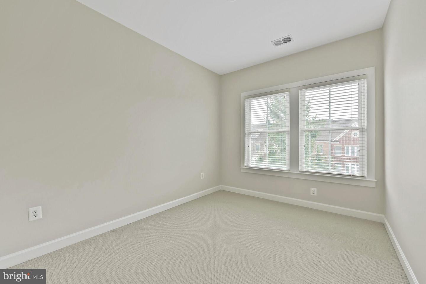 20765 DUXBURY TER, ASHBURN, Virginia 20147, 4 Bedrooms Bedrooms, ,3 BathroomsBathrooms,Residential,For sale,20765 DUXBURY TER,VALO2088324 MLS # VALO2088324
