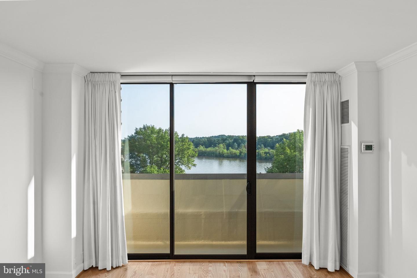2700 VIRGINIA AVE NW #811, WASHINGTON, District Of Columbia 20037, 2 Bedrooms Bedrooms, ,2 BathroomsBathrooms,Residential,For sale,2700 VIRGINIA AVE NW #811,DCDC2190598 MLS # DCDC2190598
