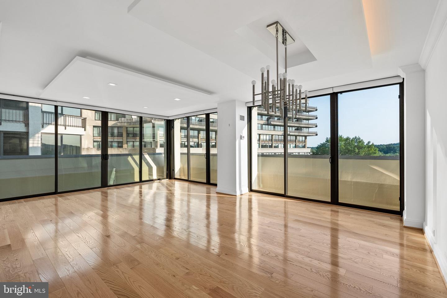 2700 VIRGINIA AVE NW #811, WASHINGTON, District Of Columbia 20037, 2 Bedrooms Bedrooms, ,2 BathroomsBathrooms,Residential,For sale,2700 VIRGINIA AVE NW #811,DCDC2190598 MLS # DCDC2190598