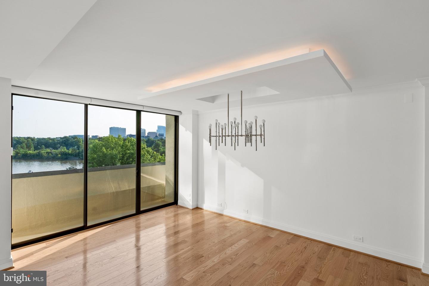 2700 VIRGINIA AVE NW #811, WASHINGTON, District Of Columbia 20037, 2 Bedrooms Bedrooms, ,2 BathroomsBathrooms,Residential,For sale,2700 VIRGINIA AVE NW #811,DCDC2190598 MLS # DCDC2190598