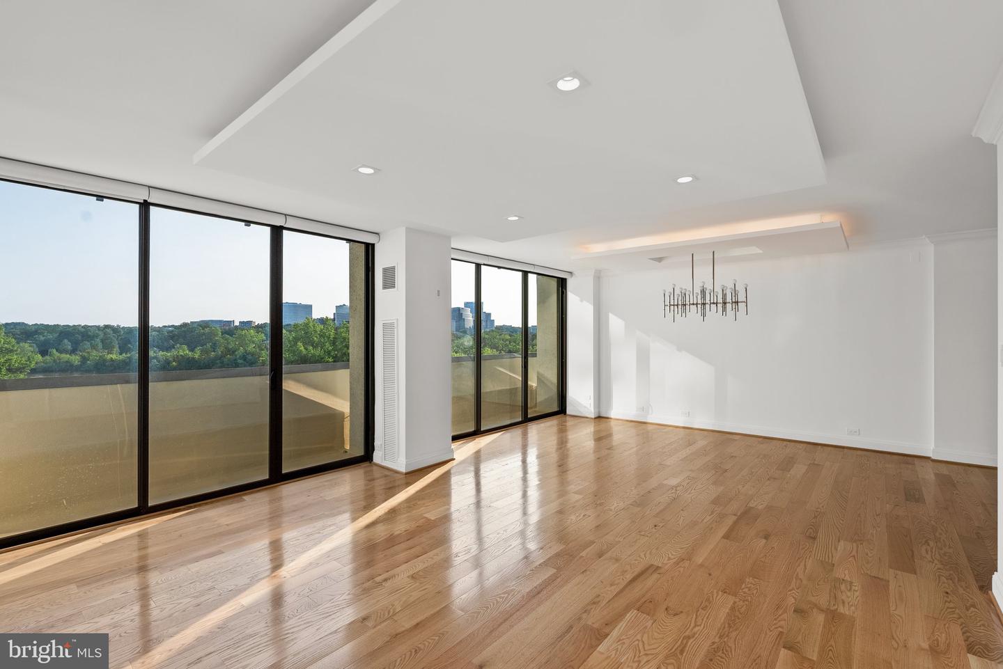 2700 VIRGINIA AVE NW #811, WASHINGTON, District Of Columbia 20037, 2 Bedrooms Bedrooms, ,2 BathroomsBathrooms,Residential,For sale,2700 VIRGINIA AVE NW #811,DCDC2190598 MLS # DCDC2190598