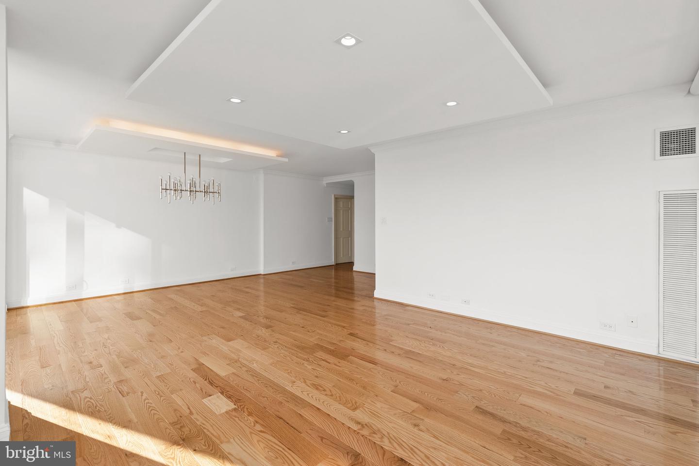 2700 VIRGINIA AVE NW #811, WASHINGTON, District Of Columbia 20037, 2 Bedrooms Bedrooms, ,2 BathroomsBathrooms,Residential,For sale,2700 VIRGINIA AVE NW #811,DCDC2190598 MLS # DCDC2190598