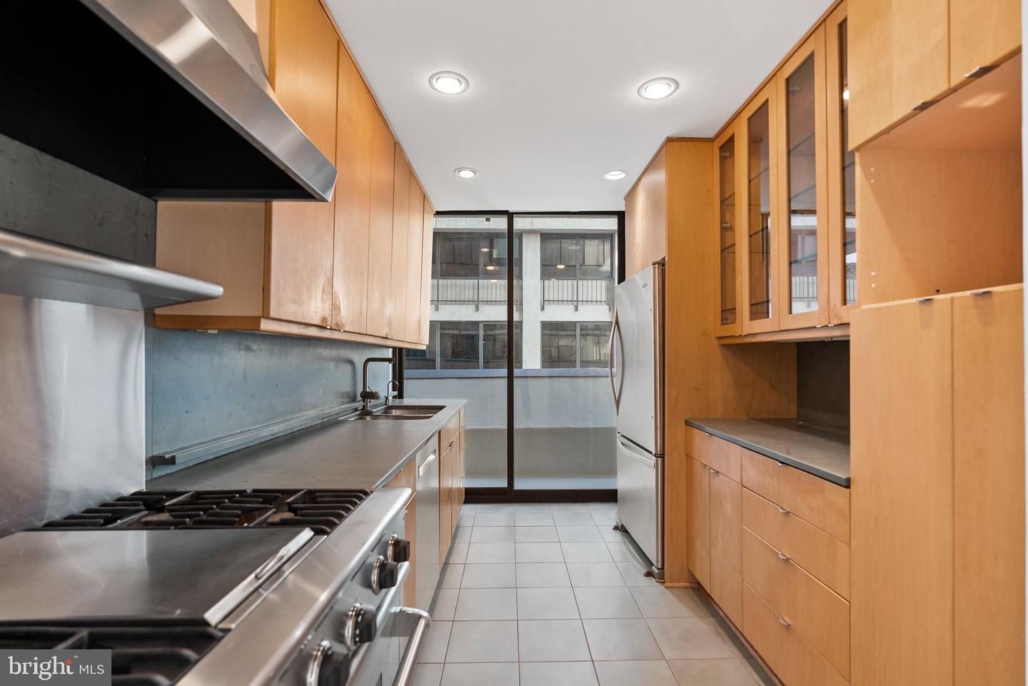 2700 VIRGINIA AVE NW #811, WASHINGTON, District Of Columbia 20037, 2 Bedrooms Bedrooms, ,2 BathroomsBathrooms,Residential,For sale,2700 VIRGINIA AVE NW #811,DCDC2190598 MLS # DCDC2190598