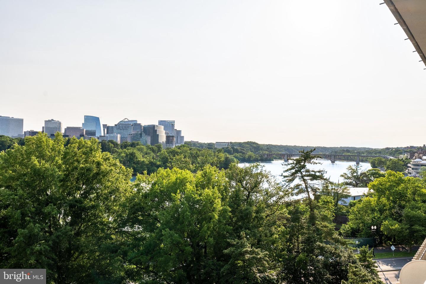 2700 VIRGINIA AVE NW #811, WASHINGTON, District Of Columbia 20037, 2 Bedrooms Bedrooms, ,2 BathroomsBathrooms,Residential,For sale,2700 VIRGINIA AVE NW #811,DCDC2190598 MLS # DCDC2190598