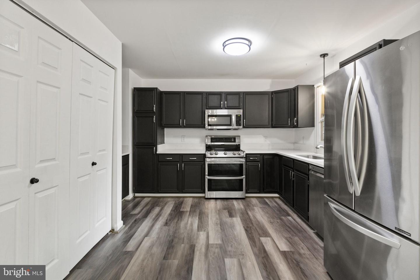 7206 RUNNYMEDE TRL, FREDERICKSBURG, Virginia 22407, 4 Bedrooms Bedrooms, ,3 BathroomsBathrooms,Residential,For sale,7206 RUNNYMEDE TRL,VASP2031846 MLS # VASP2031846