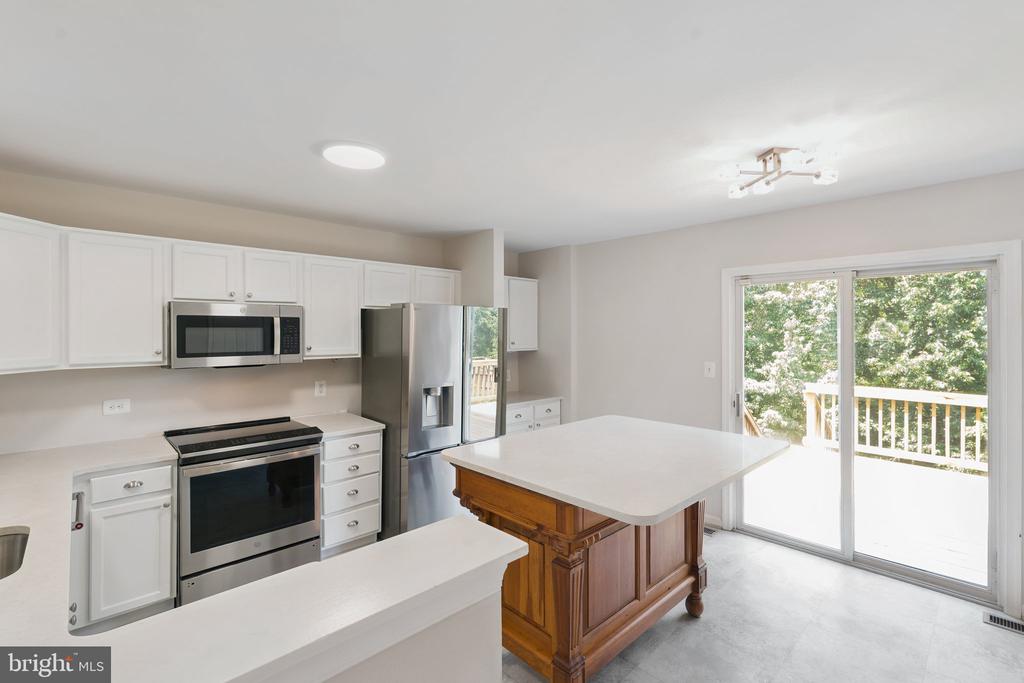 546 HIGHLAND TOWNE LN, WARRENTON, Virginia 20186, 2 Bedrooms Bedrooms, ,2 BathroomsBathrooms,Residential,546 HIGHLAND TOWNE LN,VAFQ2016786 MLS # VAFQ2016786