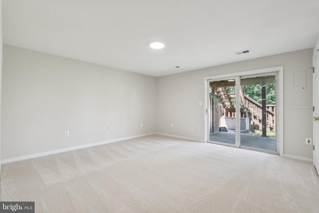 546 HIGHLAND TOWNE LN, WARRENTON, Virginia 20186, 2 Bedrooms Bedrooms, ,2 BathroomsBathrooms,Residential,546 HIGHLAND TOWNE LN,VAFQ2016786 MLS # VAFQ2016786