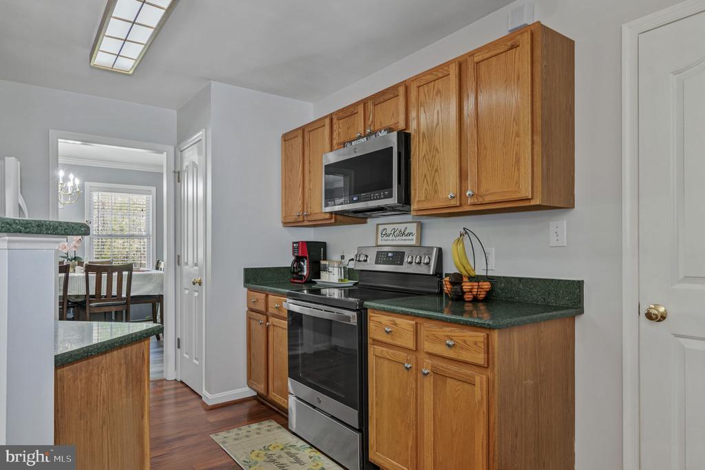 8802 DUNDEE DR, FREDERICKSBURG, Virginia 22408, 3 Bedrooms Bedrooms, ,3 BathroomsBathrooms,Residential,8802 DUNDEE DR,VASP2034152 MLS # VASP2034152