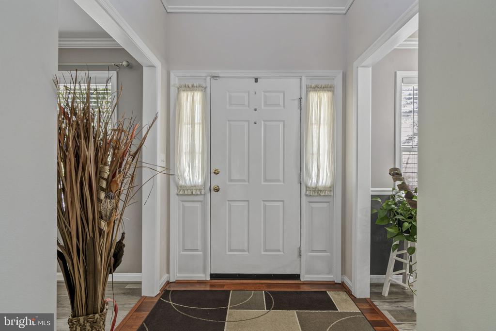 8802 DUNDEE DR, FREDERICKSBURG, Virginia 22408, 3 Bedrooms Bedrooms, ,3 BathroomsBathrooms,Residential,8802 DUNDEE DR,VASP2034152 MLS # VASP2034152