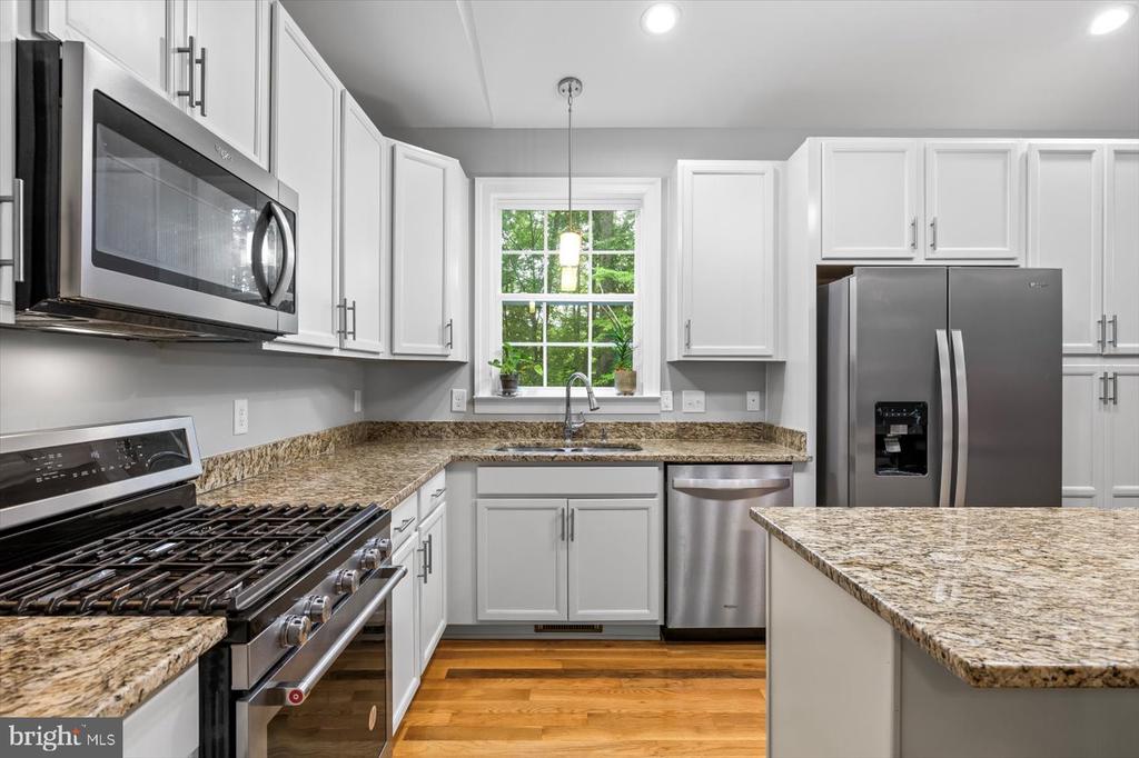 109 POPLAR DR, LOUISA, Virginia 23093, 3 Bedrooms Bedrooms, ,2 BathroomsBathrooms,Residential,109 POPLAR DR,VALA2008026 MLS # VALA2008026