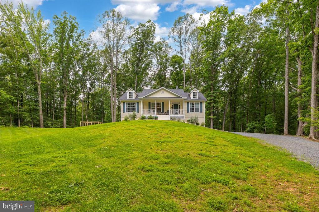 109 POPLAR DR, LOUISA, Virginia 23093, 3 Bedrooms Bedrooms, ,2 BathroomsBathrooms,Residential,109 POPLAR DR,VALA2008026 MLS # VALA2008026