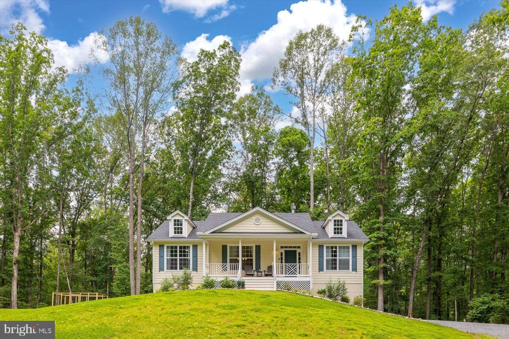 109 POPLAR DR, LOUISA, Virginia 23093, 3 Bedrooms Bedrooms, ,2 BathroomsBathrooms,Residential,109 POPLAR DR,VALA2008026 MLS # VALA2008026