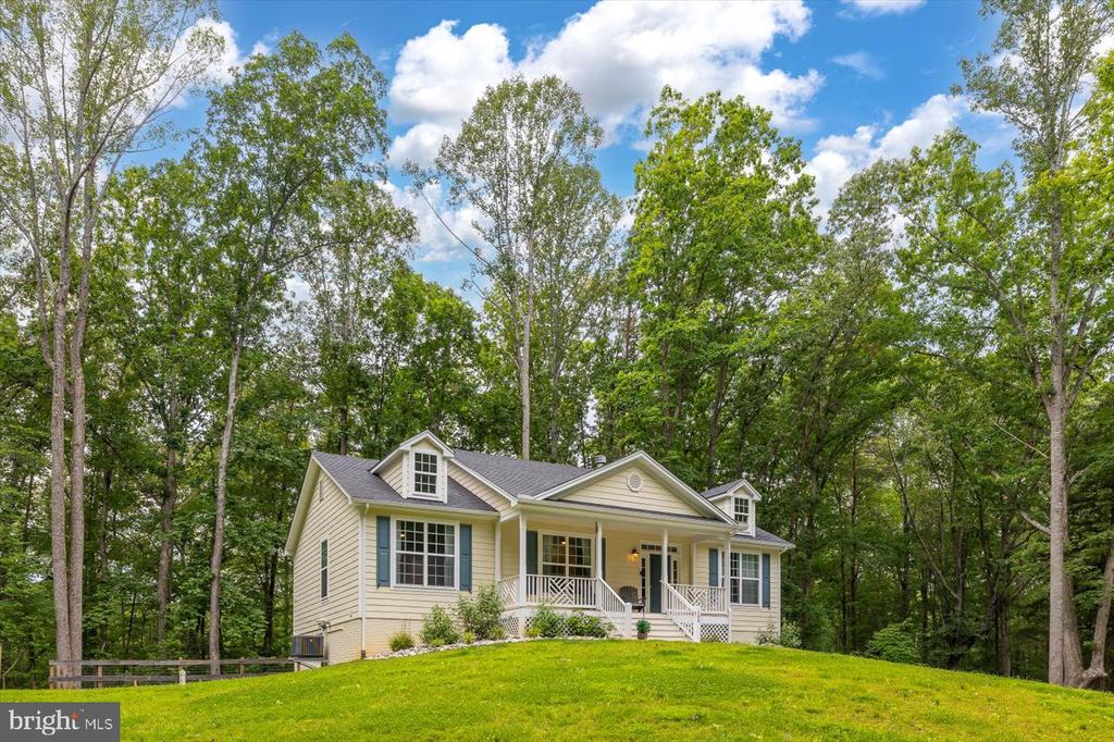 109 POPLAR DR, LOUISA, Virginia 23093, 3 Bedrooms Bedrooms, ,2 BathroomsBathrooms,Residential,109 POPLAR DR,VALA2008026 MLS # VALA2008026