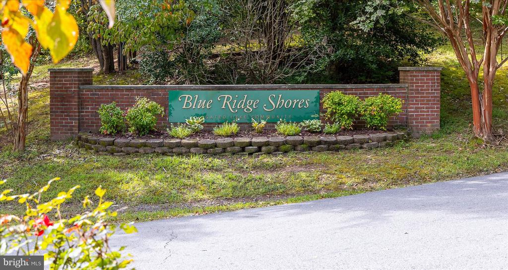 109 POPLAR DR, LOUISA, Virginia 23093, 3 Bedrooms Bedrooms, ,2 BathroomsBathrooms,Residential,109 POPLAR DR,VALA2008026 MLS # VALA2008026