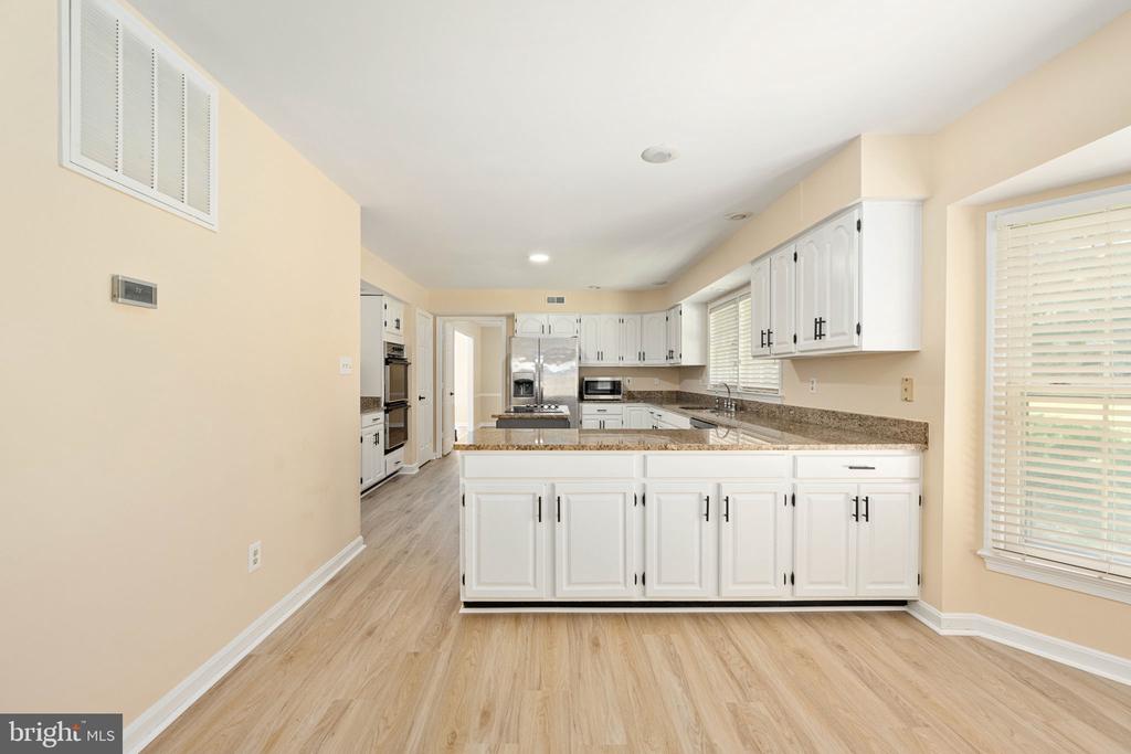 6904 LAKELAND WAY, FREDERICKSBURG, Virginia 22407, 4 Bedrooms Bedrooms, ,3 BathroomsBathrooms,Residential,6904 LAKELAND WAY,VASP2034134 MLS # VASP2034134