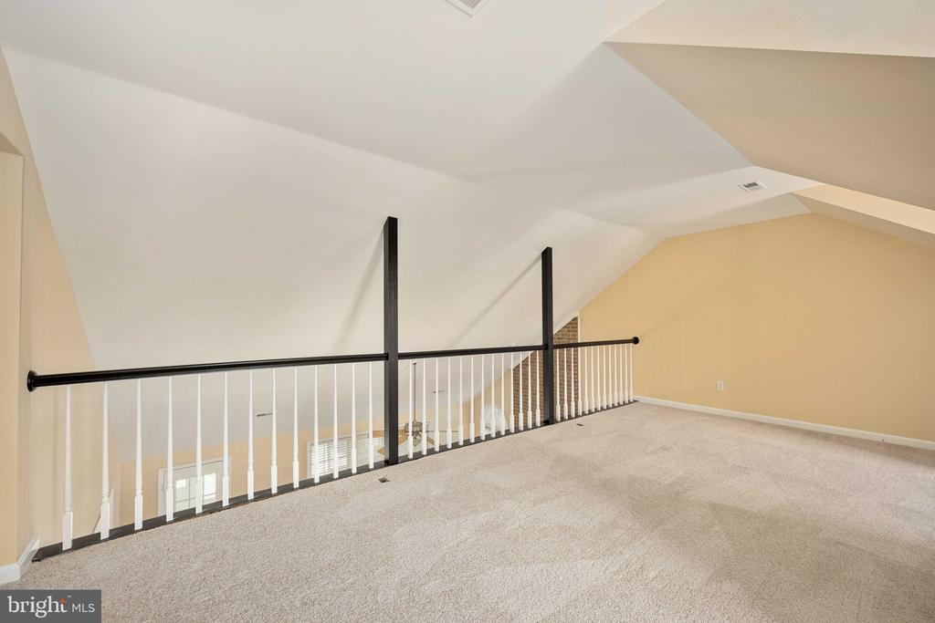6904 LAKELAND WAY, FREDERICKSBURG, Virginia 22407, 4 Bedrooms Bedrooms, ,3 BathroomsBathrooms,Residential,6904 LAKELAND WAY,VASP2034134 MLS # VASP2034134