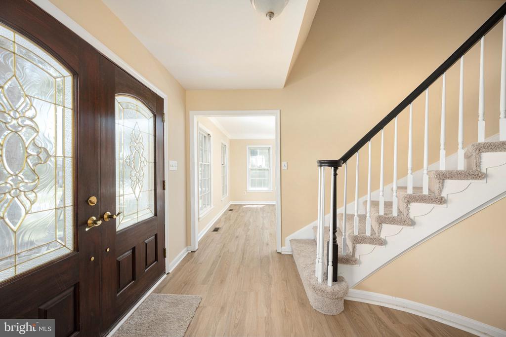 6904 LAKELAND WAY, FREDERICKSBURG, Virginia 22407, 4 Bedrooms Bedrooms, ,3 BathroomsBathrooms,Residential,6904 LAKELAND WAY,VASP2034134 MLS # VASP2034134