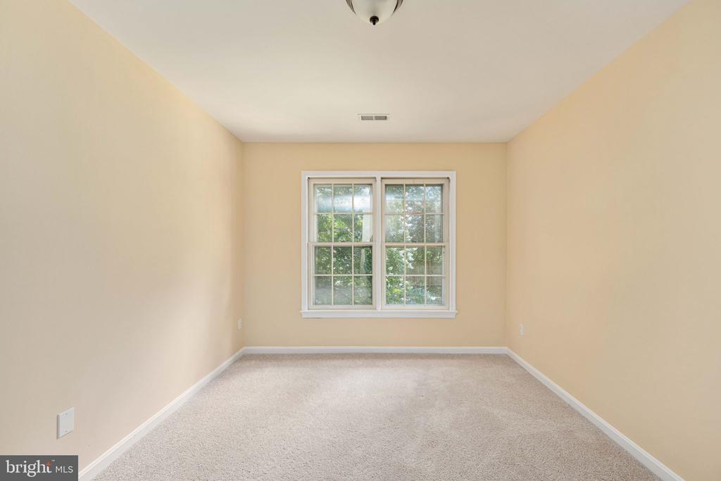 6904 LAKELAND WAY, FREDERICKSBURG, Virginia 22407, 4 Bedrooms Bedrooms, ,3 BathroomsBathrooms,Residential,6904 LAKELAND WAY,VASP2034134 MLS # VASP2034134