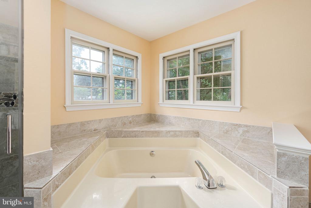6904 LAKELAND WAY, FREDERICKSBURG, Virginia 22407, 4 Bedrooms Bedrooms, ,3 BathroomsBathrooms,Residential,6904 LAKELAND WAY,VASP2034134 MLS # VASP2034134
