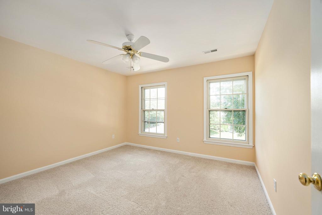 6904 LAKELAND WAY, FREDERICKSBURG, Virginia 22407, 4 Bedrooms Bedrooms, ,3 BathroomsBathrooms,Residential,6904 LAKELAND WAY,VASP2034134 MLS # VASP2034134