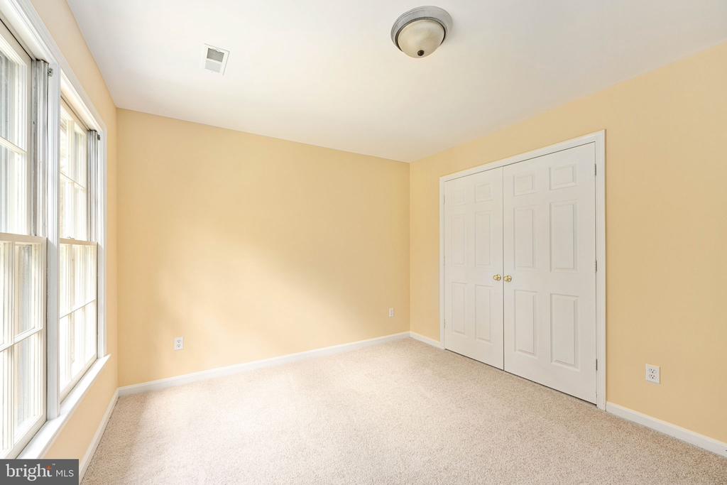 6904 LAKELAND WAY, FREDERICKSBURG, Virginia 22407, 4 Bedrooms Bedrooms, ,3 BathroomsBathrooms,Residential,6904 LAKELAND WAY,VASP2034134 MLS # VASP2034134
