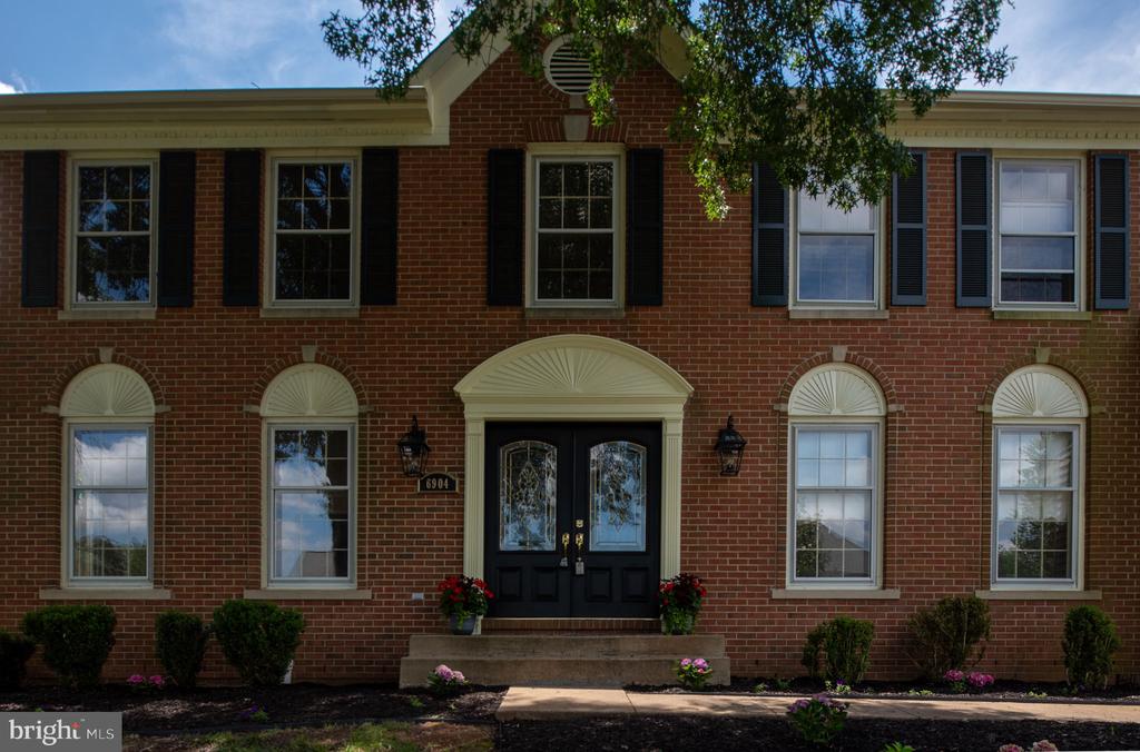 6904 LAKELAND WAY, FREDERICKSBURG, Virginia 22407, 4 Bedrooms Bedrooms, ,3 BathroomsBathrooms,Residential,6904 LAKELAND WAY,VASP2034134 MLS # VASP2034134