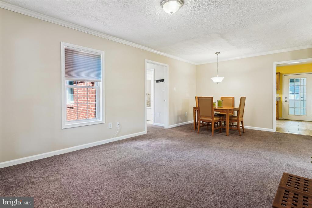 3200 LAFAYETTE BLVD, FREDERICKSBURG, Virginia 22408, 3 Bedrooms Bedrooms, ,2 BathroomsBathrooms,Residential,3200 LAFAYETTE BLVD,VASP2034130 MLS # VASP2034130
