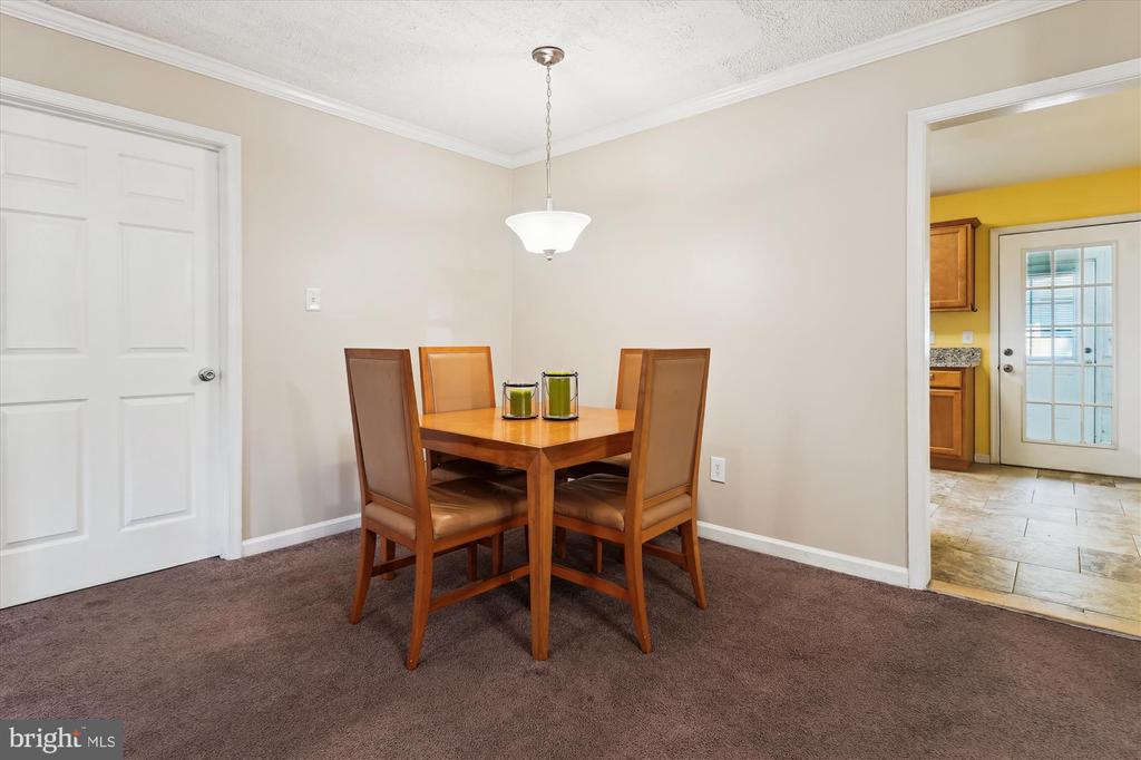 3200 LAFAYETTE BLVD, FREDERICKSBURG, Virginia 22408, 3 Bedrooms Bedrooms, ,2 BathroomsBathrooms,Residential,3200 LAFAYETTE BLVD,VASP2034130 MLS # VASP2034130