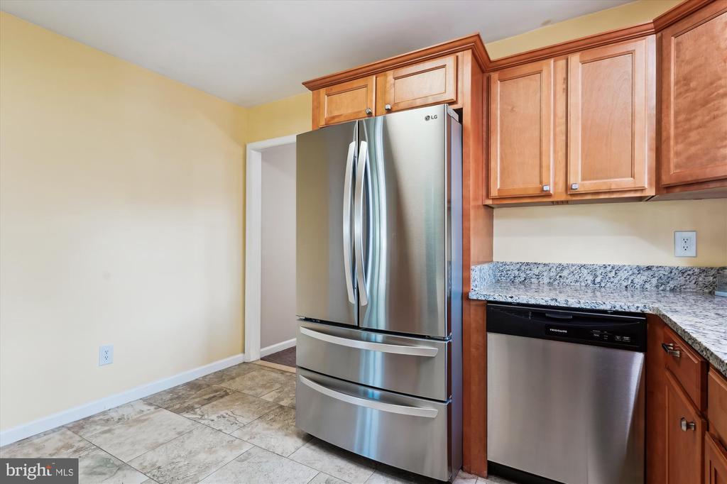 3200 LAFAYETTE BLVD, FREDERICKSBURG, Virginia 22408, 3 Bedrooms Bedrooms, ,2 BathroomsBathrooms,Residential,3200 LAFAYETTE BLVD,VASP2034130 MLS # VASP2034130