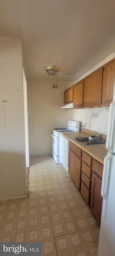 12705 DARA DR #103, WOODBRIDGE, Virginia 22192, 2 Bedrooms Bedrooms, 5 Rooms Rooms,1 BathroomBathrooms,Residential,For sale,12705 DARA DR #103,VAPW2091852 MLS # VAPW2091852