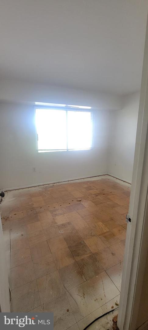 12705 DARA DR #103, WOODBRIDGE, Virginia 22192, 2 Bedrooms Bedrooms, 5 Rooms Rooms,1 BathroomBathrooms,Residential,For sale,12705 DARA DR #103,VAPW2091852 MLS # VAPW2091852
